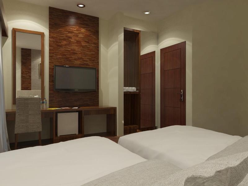 קוטה לומבוק Adhi Jaya Hotel מראה חיצוני תמונה